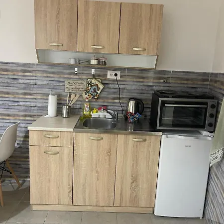 R&B Apartment City Center Охрид Екстериор снимка