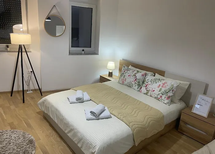 R&B Apartment City Center